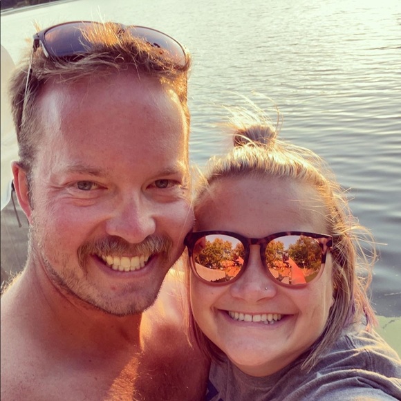 Meet your Posher, Jessica - Picture 1 of 1